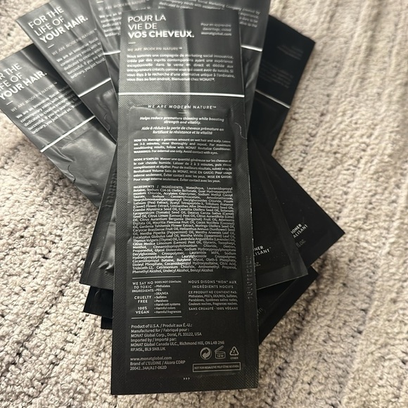 Monat Black Shampoo + Conditioner .34 ounces Sample Packs group of 10 - Picture 2 of 2
